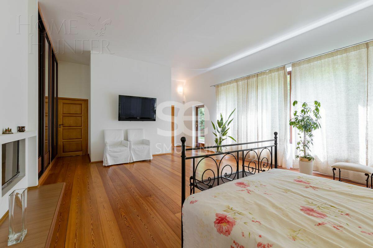 2-этажный коттедж 400 м² с отделкой