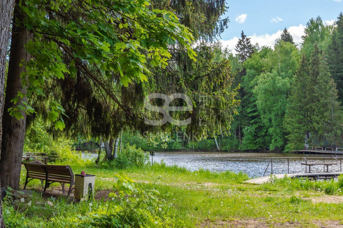 3-этажный коттедж 980 м² с отделкой