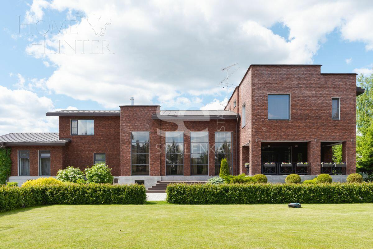 2-этажный коттедж 850 м² с отделкой