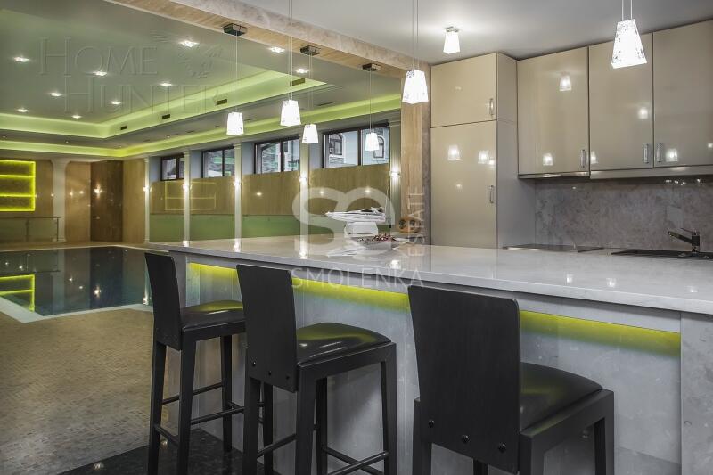 2-этажный коттедж 1 306 м² с отделкой