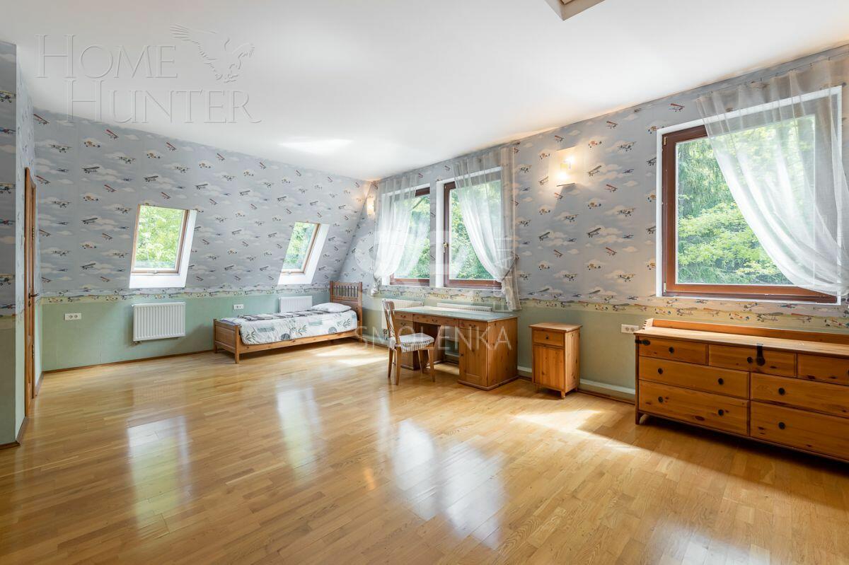 2-этажный коттедж 400 м² с отделкой