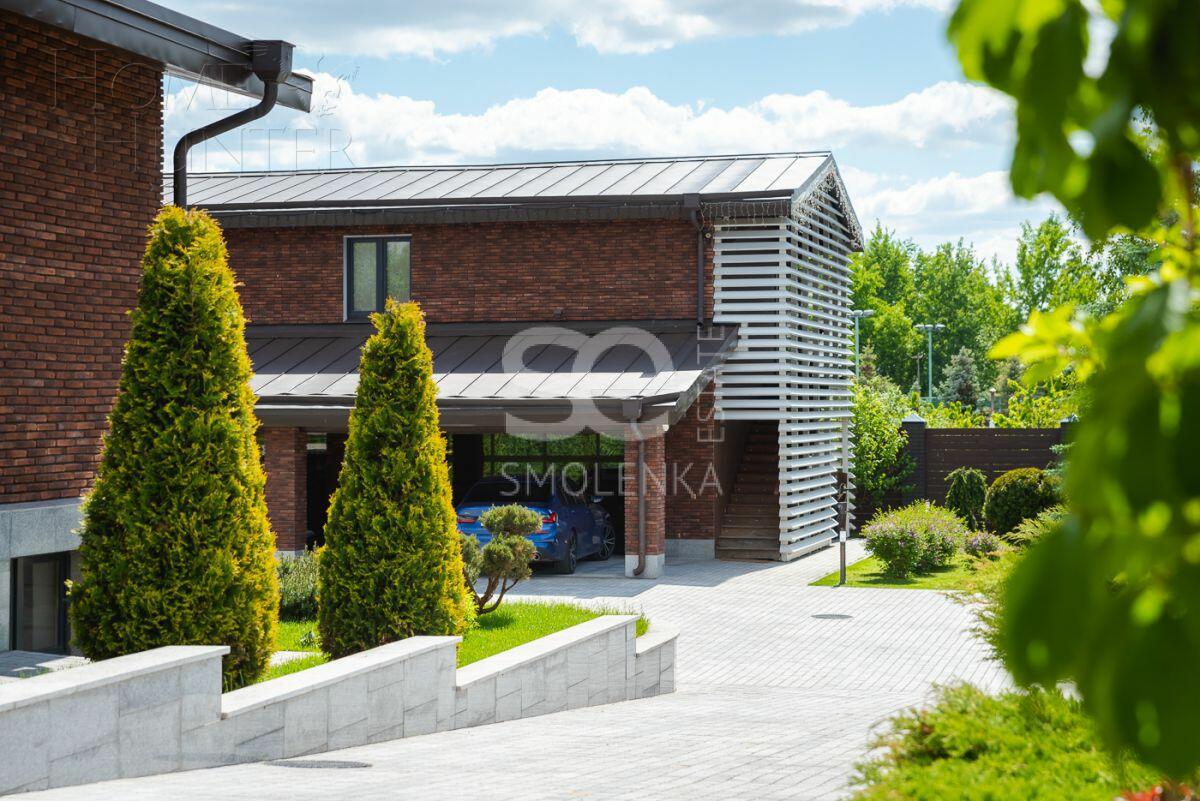 2-этажный коттедж 850 м² с отделкой