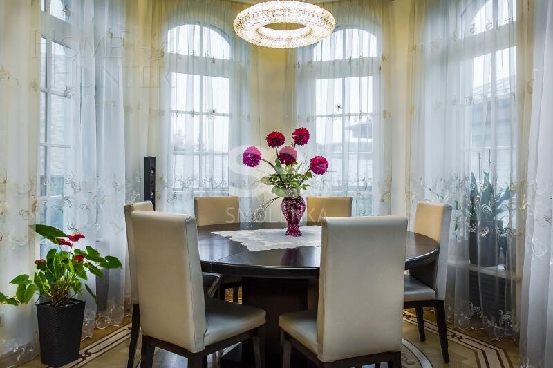 2-этажный коттедж 1 306 м² с отделкой