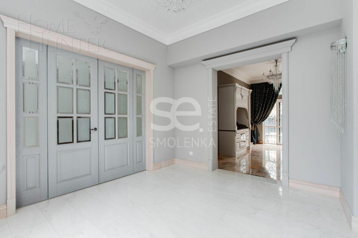 2-этажный таунхаус 345 м² с отделкой