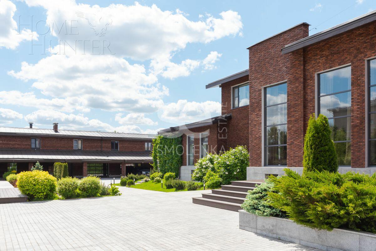 2-этажный коттедж 850 м² с отделкой