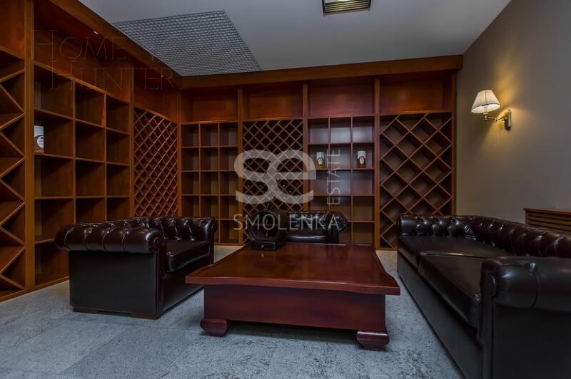 2-этажный коттедж 1 306 м² с отделкой