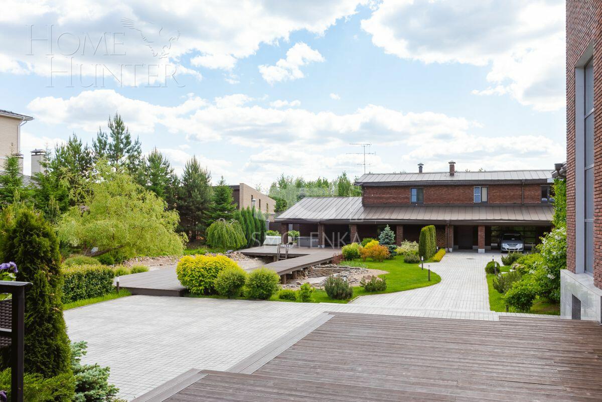 2-этажный коттедж 850 м² с отделкой