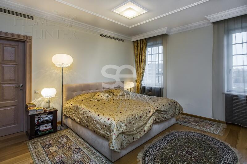 2-этажный коттедж 1 306 м² с отделкой