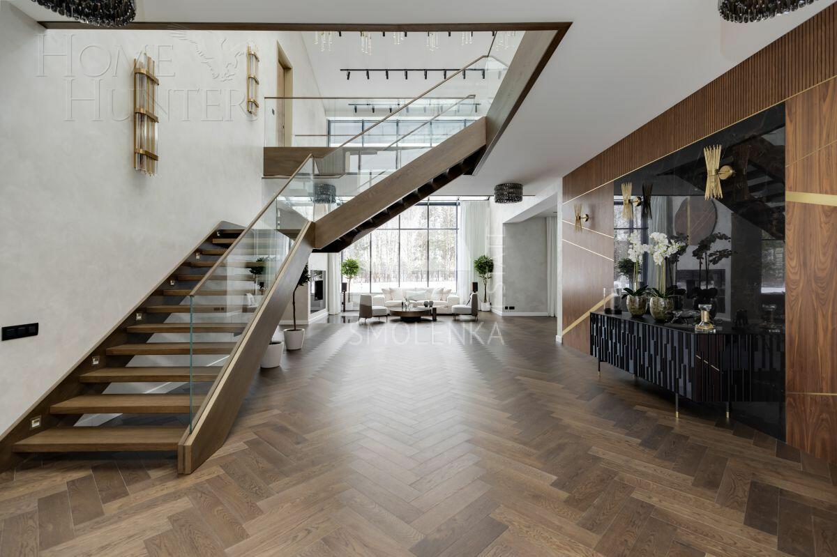 2-этажный коттедж 815 м² с отделкой