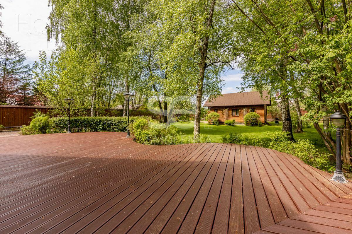 2-этажный коттедж 400 м² с отделкой