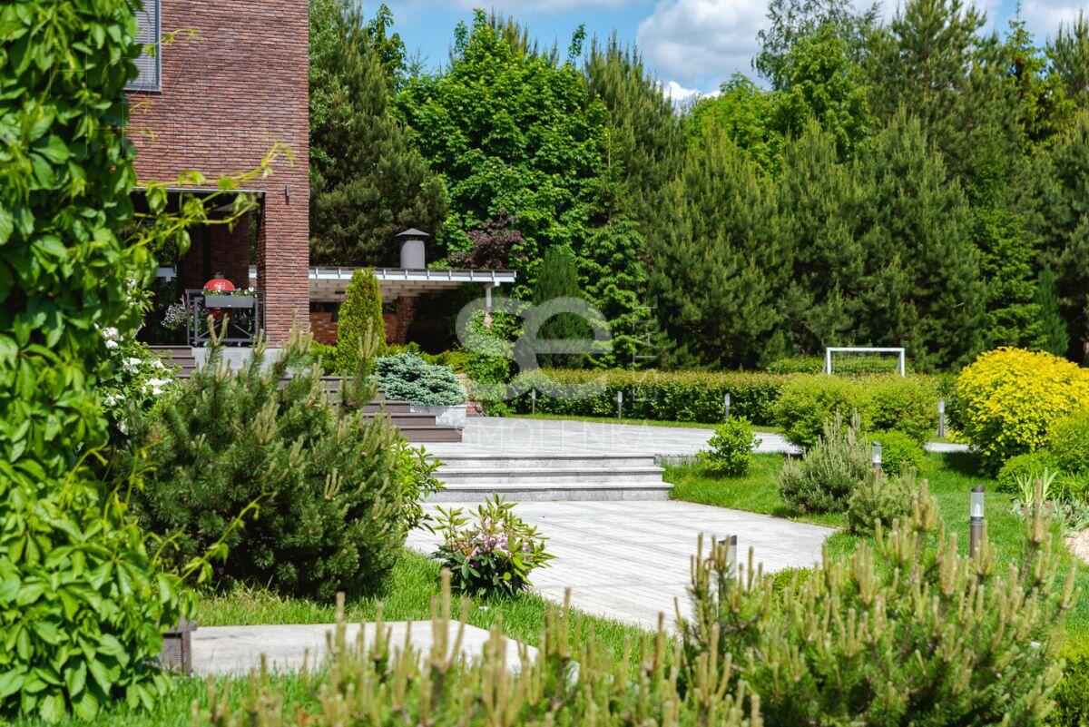 2-этажный коттедж 850 м² с отделкой