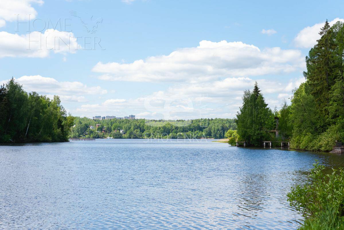 3-этажный коттедж 980 м² с отделкой