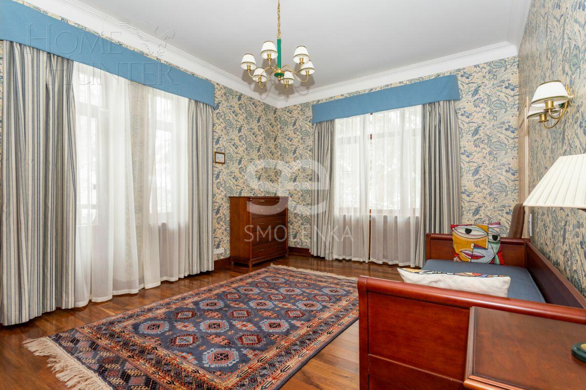 3-этажный коттедж 980 м² с отделкой