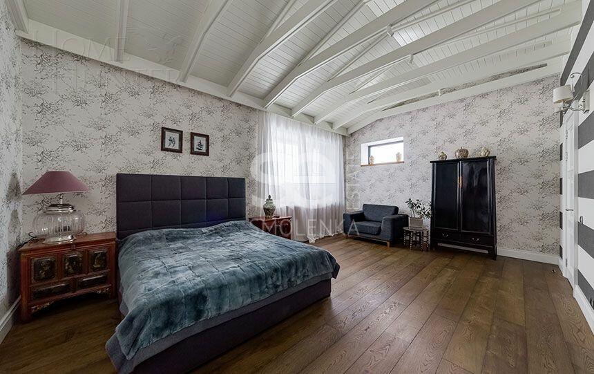 2-этажный коттедж 850 м² с отделкой