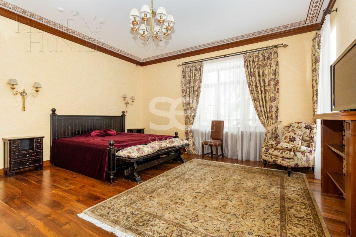 3-этажный коттедж 980 м² с отделкой