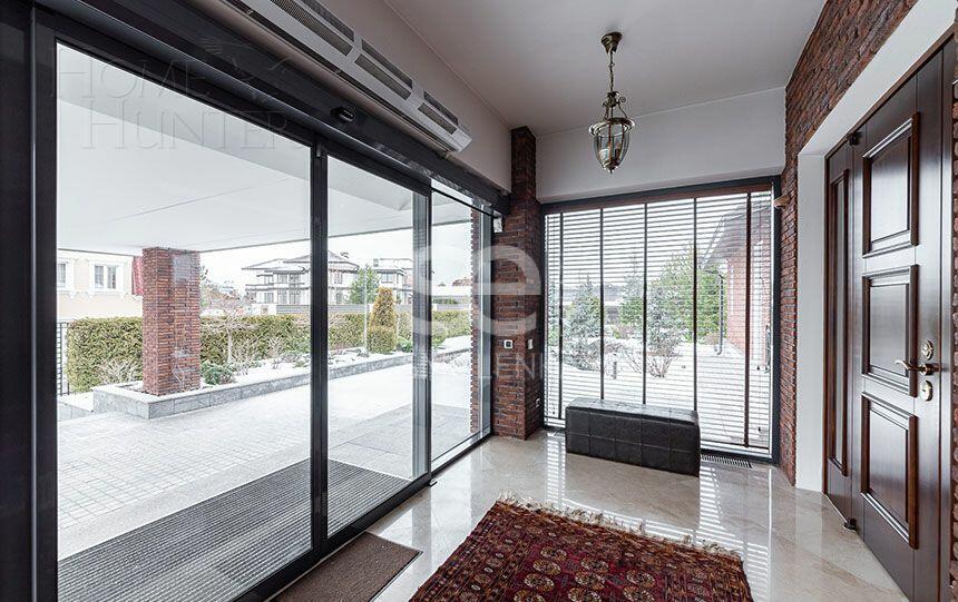 2-этажный коттедж 850 м² с отделкой