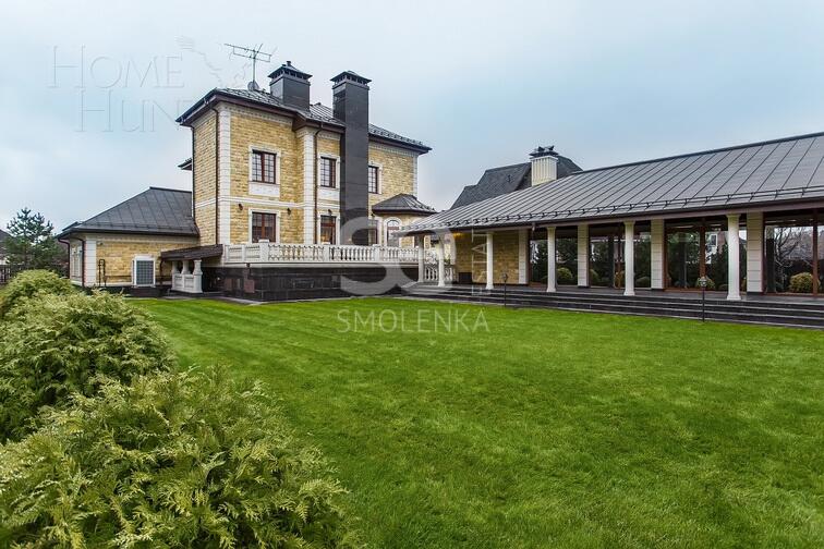 2-этажный коттедж 1 306 м² с отделкой