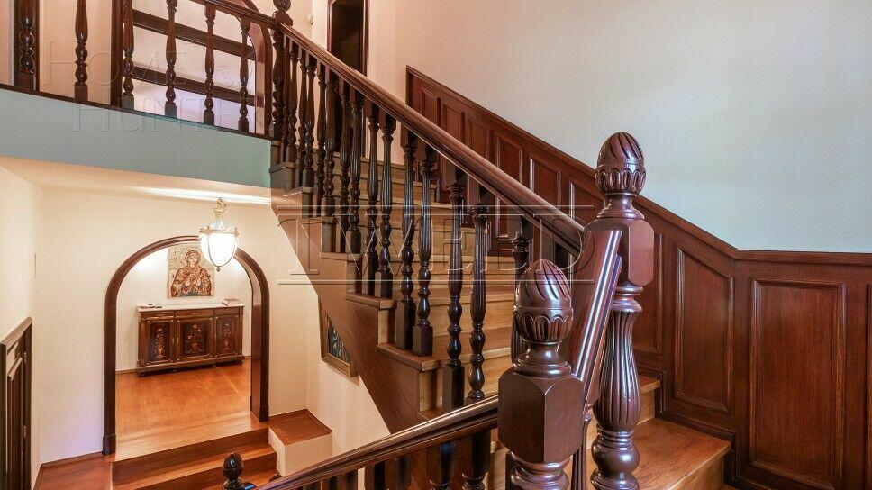 2-этажный коттедж 750 м² с отделкой