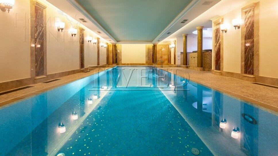 2-этажный коттедж 1 100 м² с отделкой