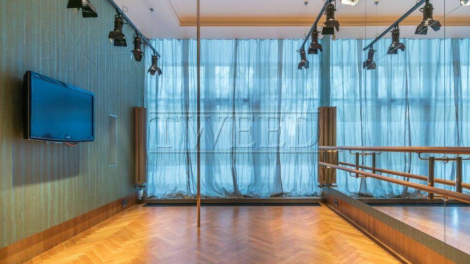 2-этажный коттедж 1 500 м² с отделкой