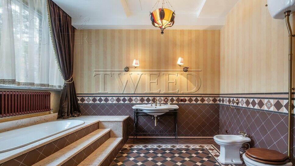 2-этажный коттедж 1 500 м² с отделкой