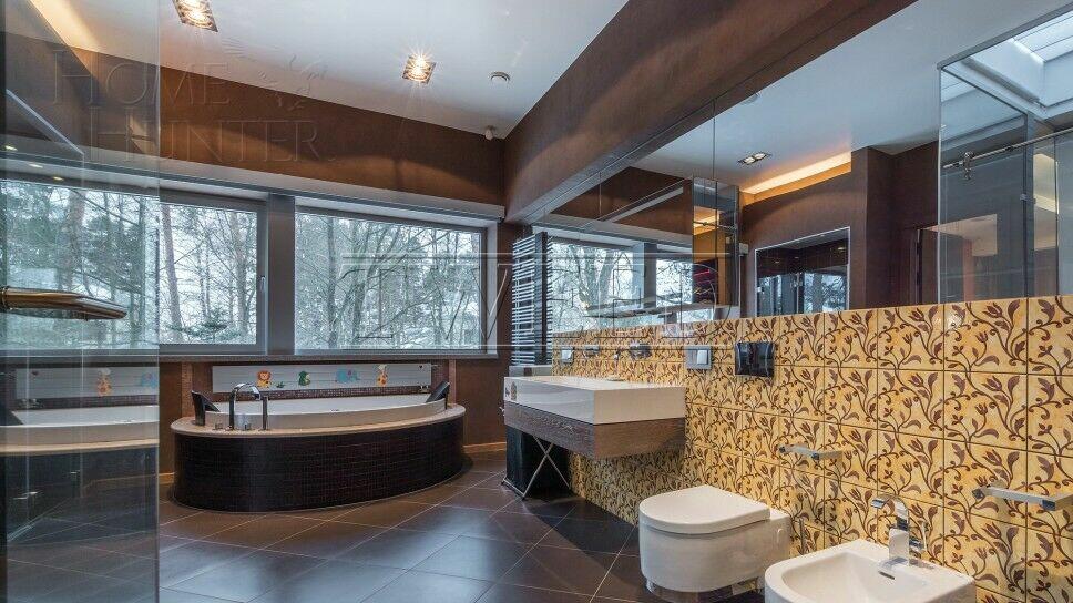 2-этажный коттедж 1 500 м² с отделкой