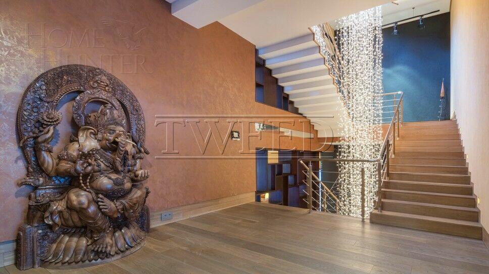 2-этажный коттедж 1 500 м² с отделкой