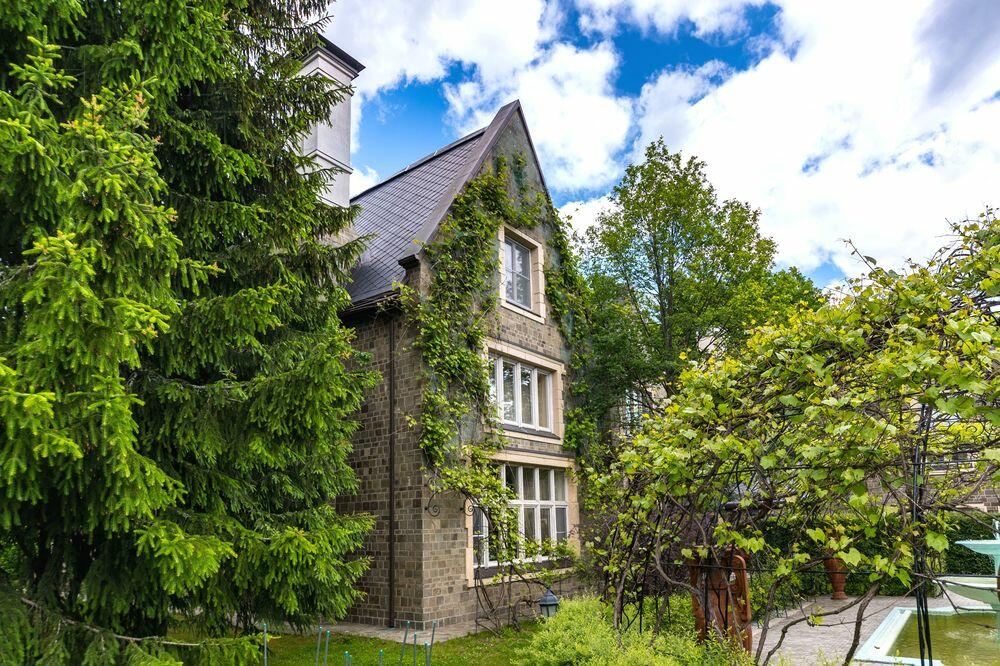 2-этажный коттедж 1 710 м² с отделкой