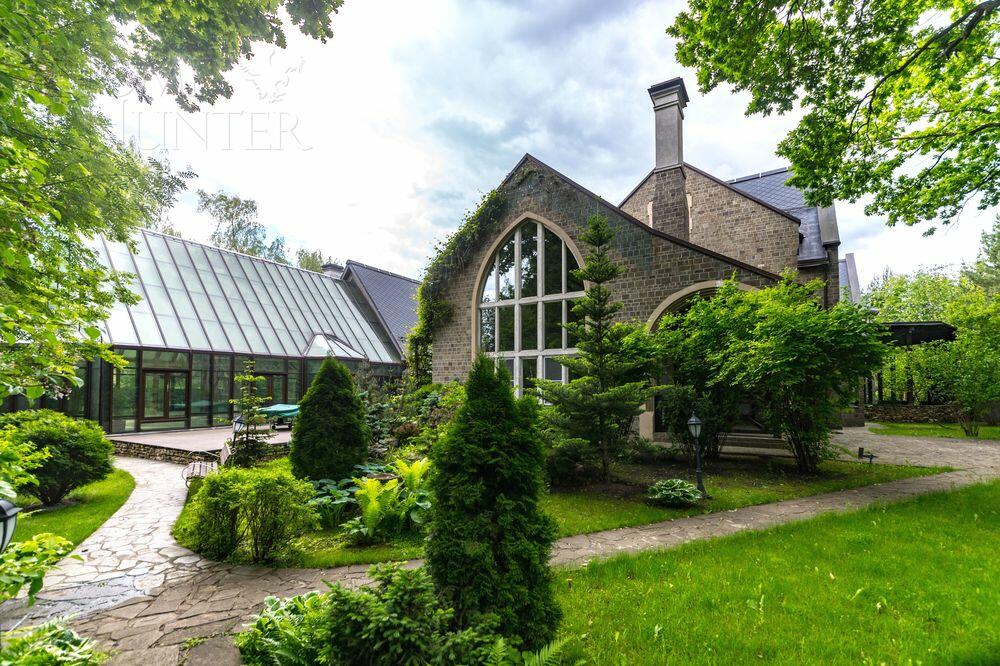 2-этажный коттедж 1 710 м² с отделкой