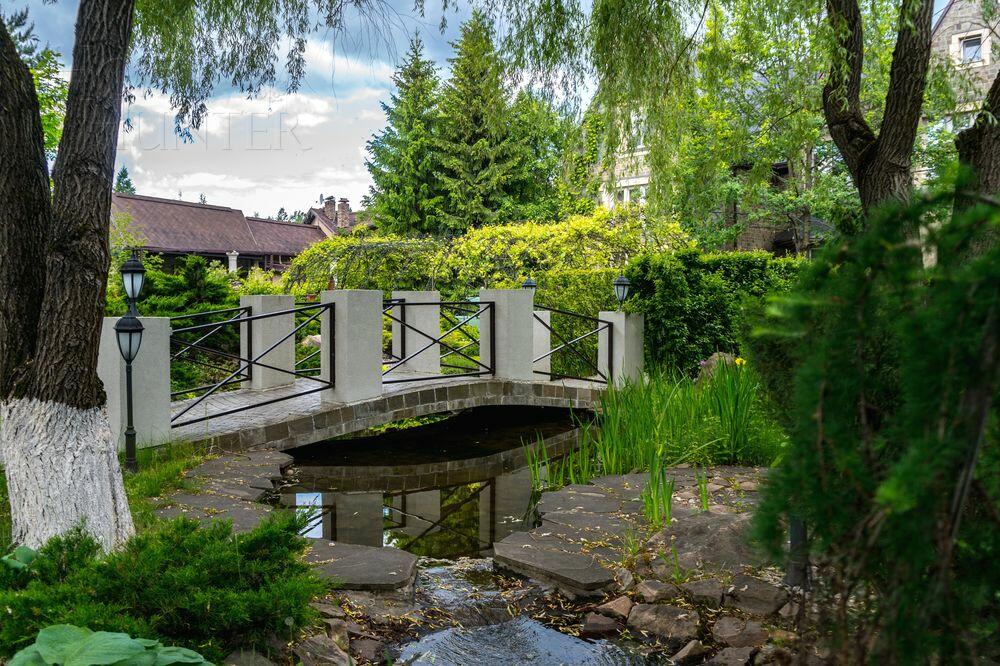 2-этажный коттедж 1 710 м² с отделкой