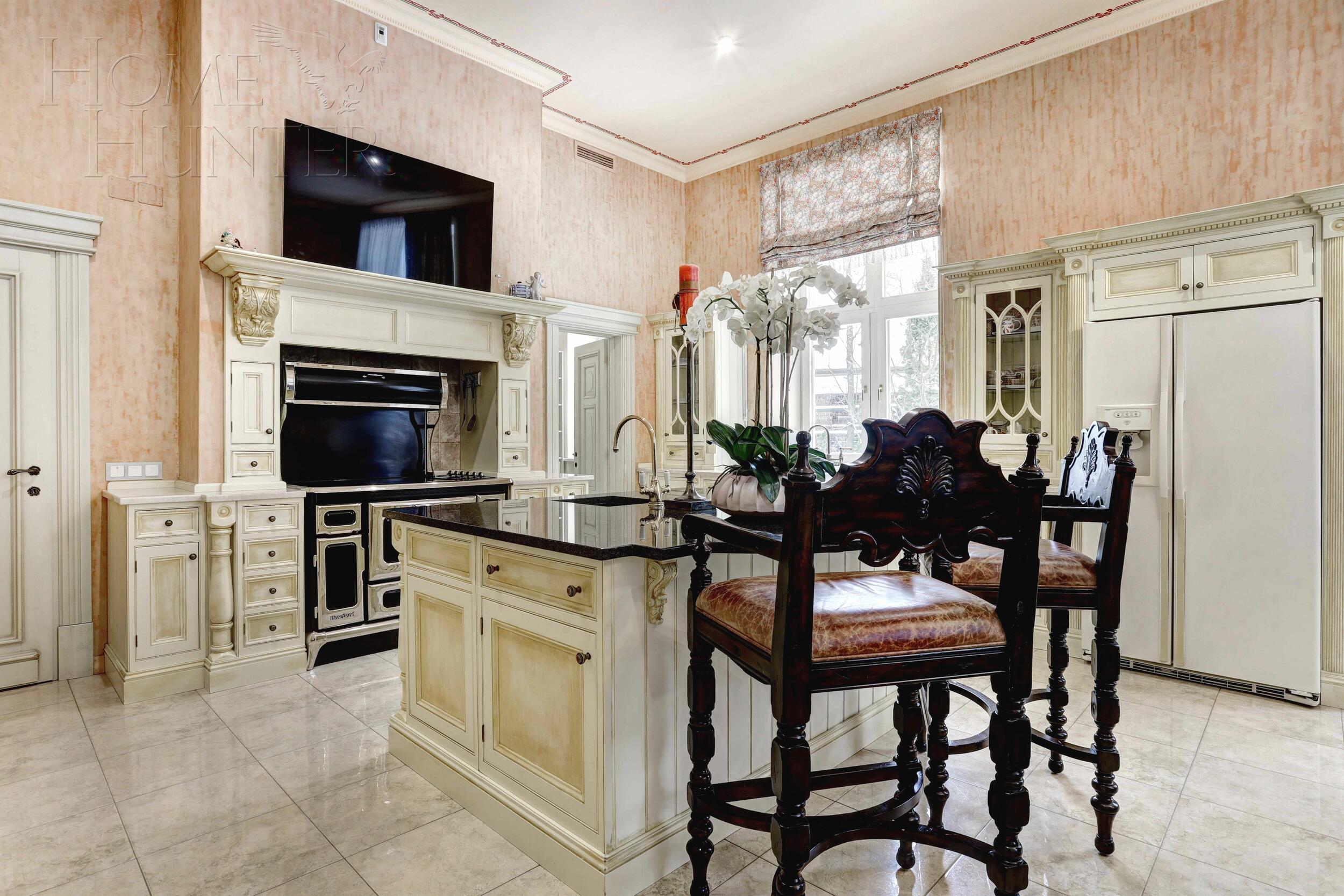 2-этажный коттедж 1 710 м² с отделкой