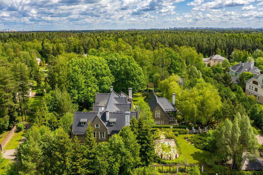 2-этажный коттедж 1 710 м² с отделкой