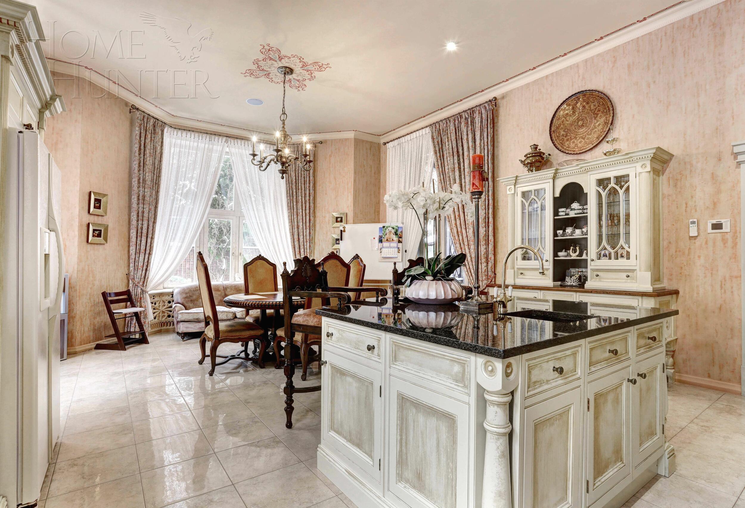 2-этажный коттедж 1 710 м² с отделкой