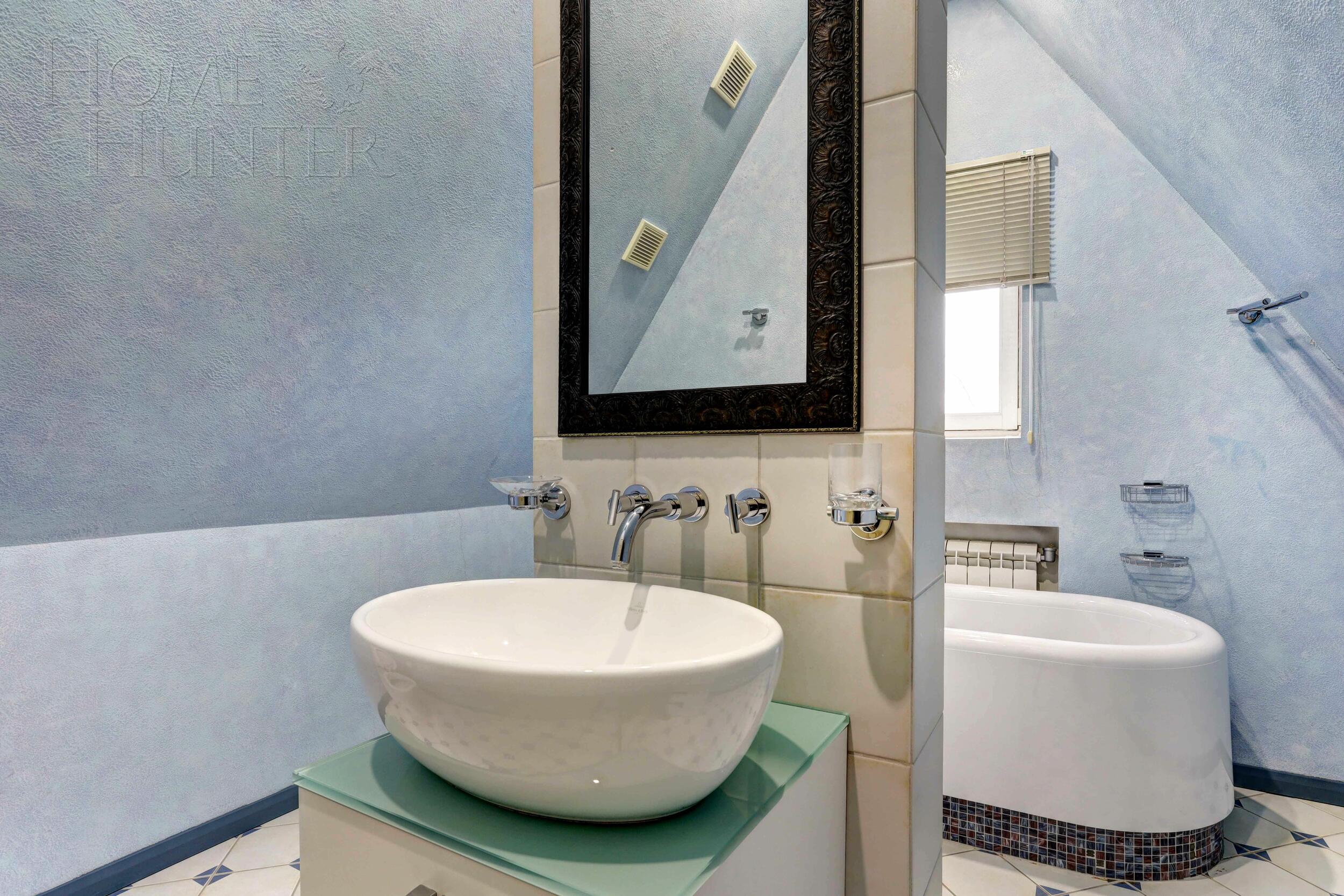 2-этажный коттедж 1 710 м² с отделкой