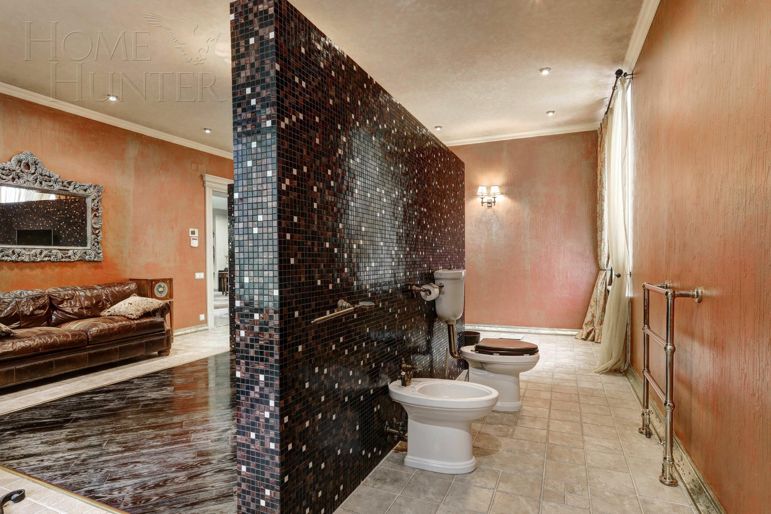 2-этажный коттедж 1 710 м² с отделкой