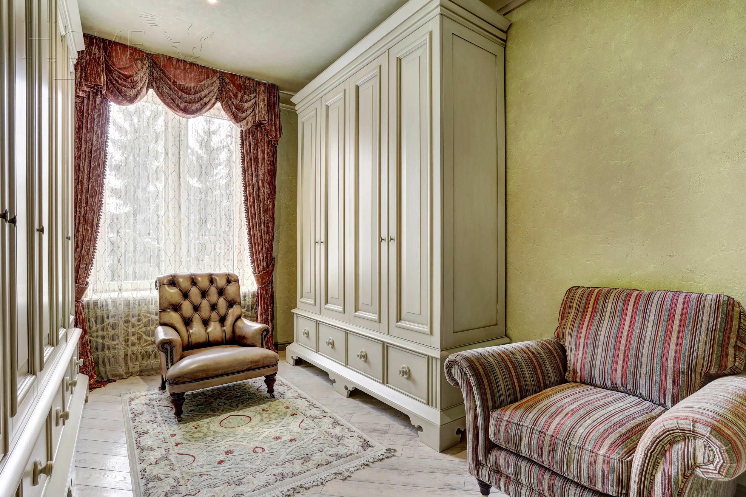 2-этажный коттедж 1 710 м² с отделкой