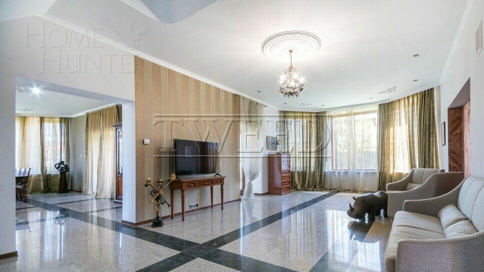 2-этажный коттедж 750 м² с отделкой