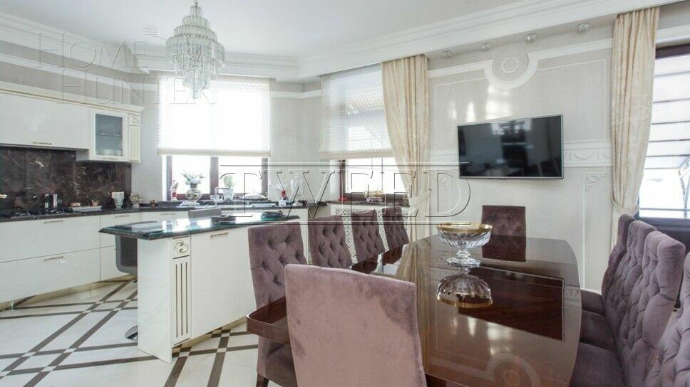 3-этажный коттедж 550 м² с отделкой