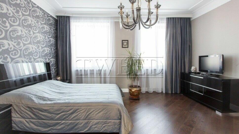 3-этажный коттедж 550 м² с отделкой