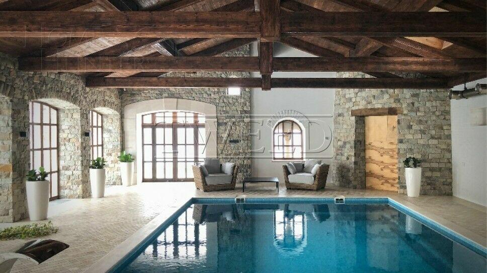 2-этажный коттедж 1 500 м² с отделкой