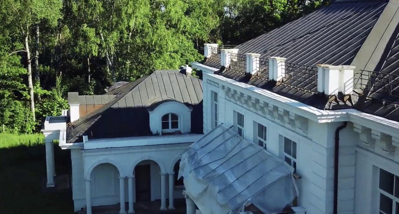 2-этажный коттедж 4 384 м² без отделки