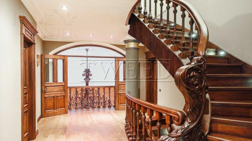 2-этажный коттедж 800 м² с отделкой