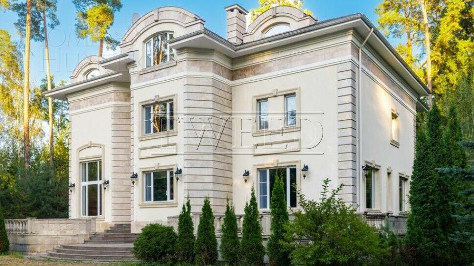 2-этажный коттедж 800 м² с отделкой