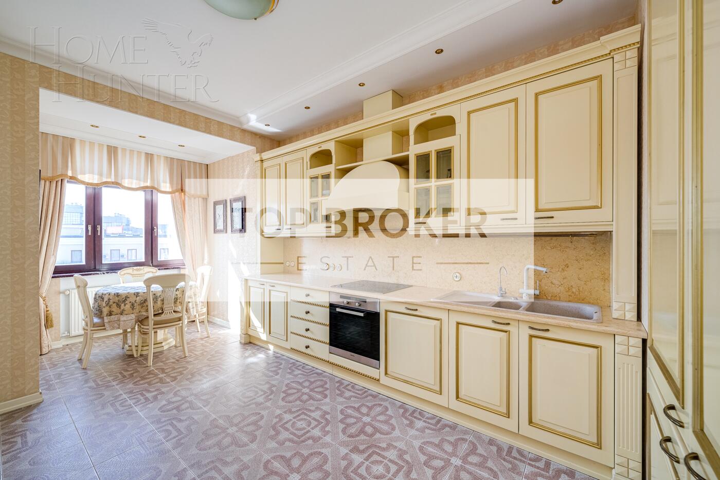 2-УРОВНЕВЫЙ ПЕНТХАУС С ОТДЕЛКОЙ 331.6 М² НА 8 ЭТАЖЕ