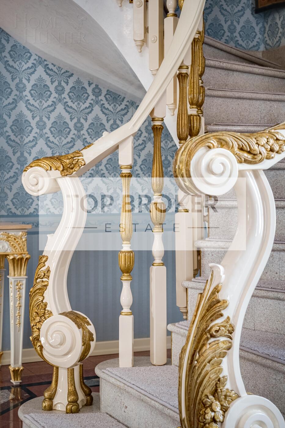 2-УРОВНЕВЫЙ ПЕНТХАУС С ОТДЕЛКОЙ 331.6 М² НА 8 ЭТАЖЕ