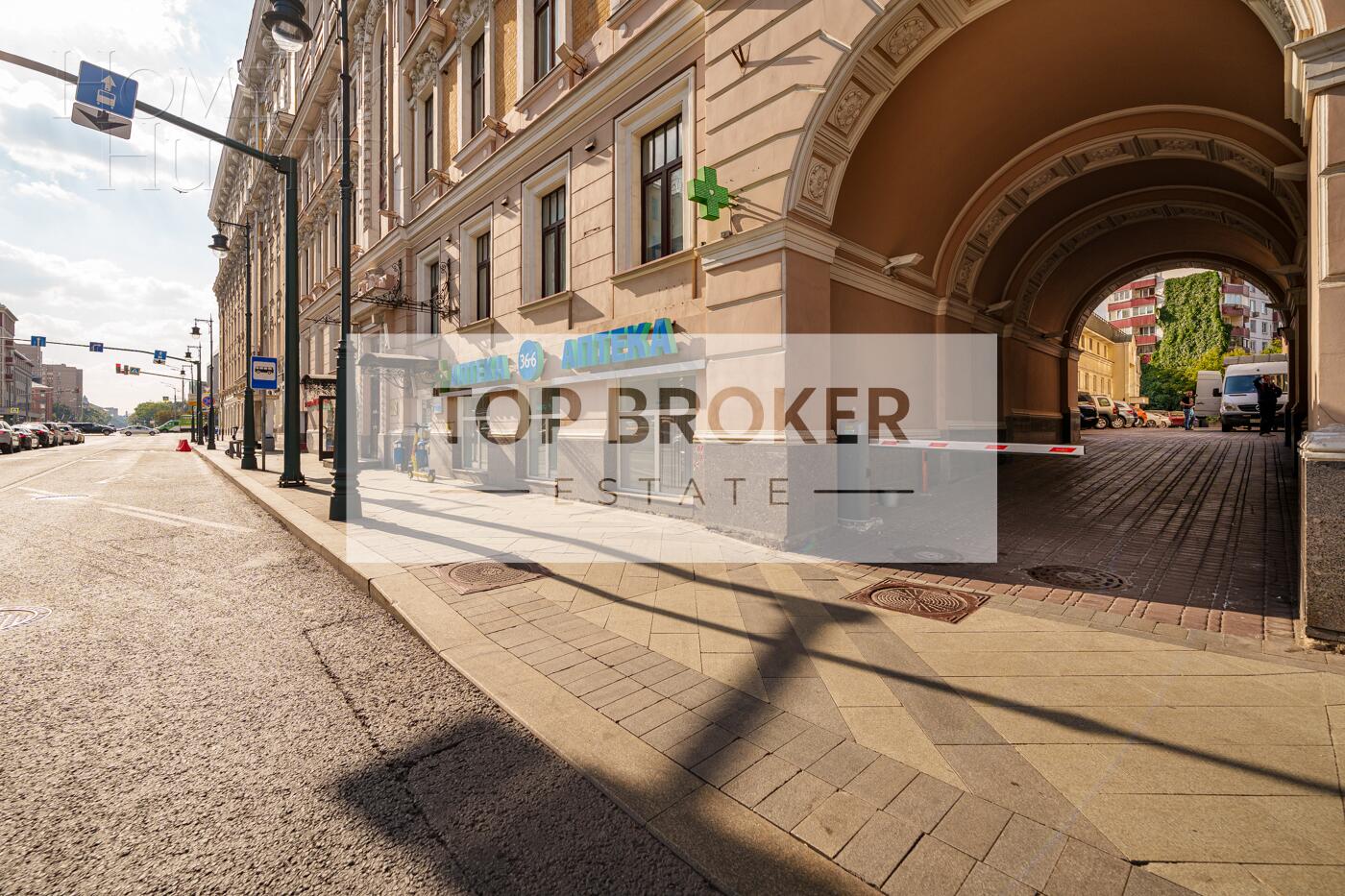 2-УРОВНЕВЫЙ ПЕНТХАУС С ОТДЕЛКОЙ 331.6 М² НА 8 ЭТАЖЕ