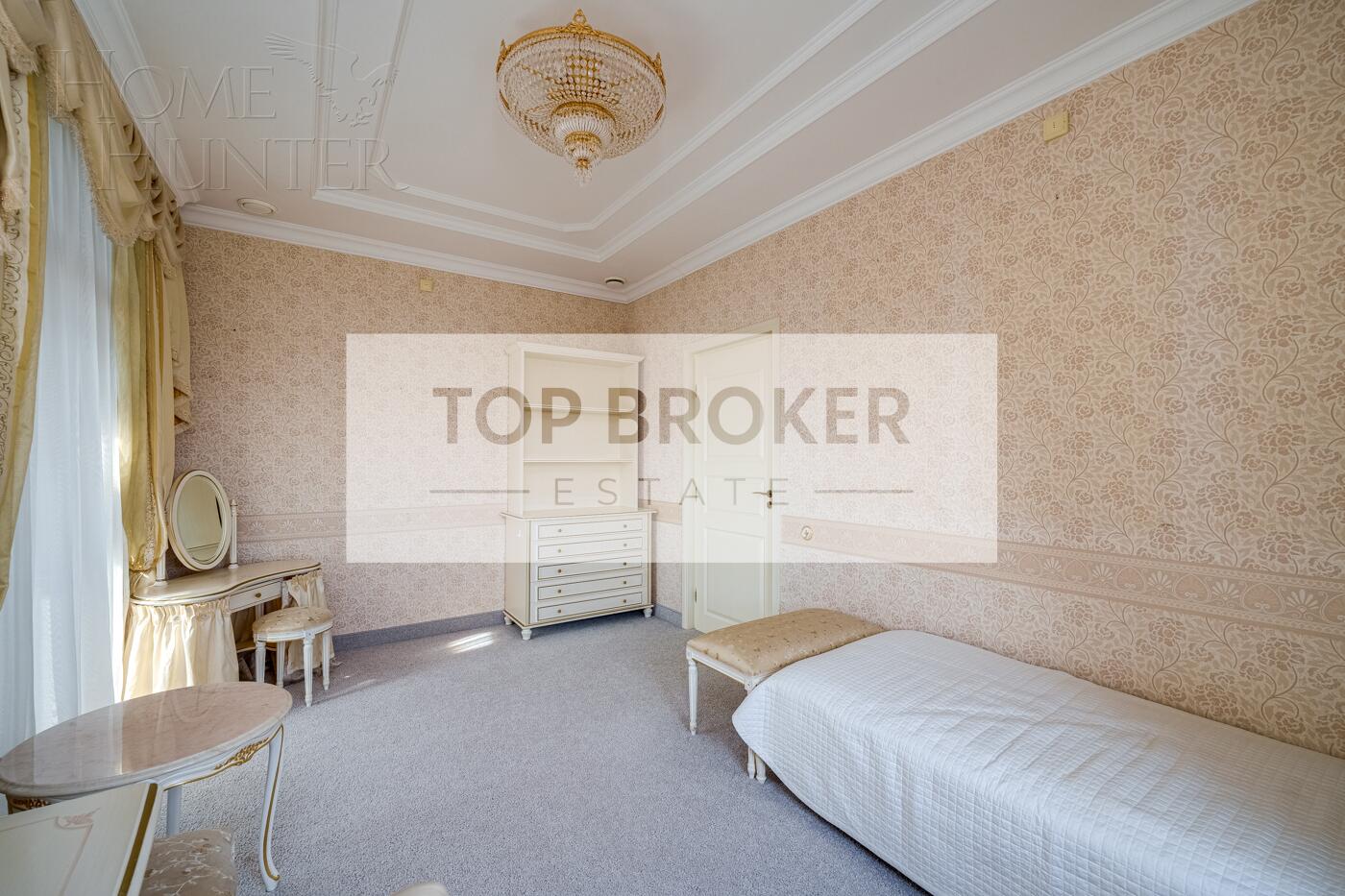 2-УРОВНЕВЫЙ ПЕНТХАУС С ОТДЕЛКОЙ 331.6 М² НА 8 ЭТАЖЕ