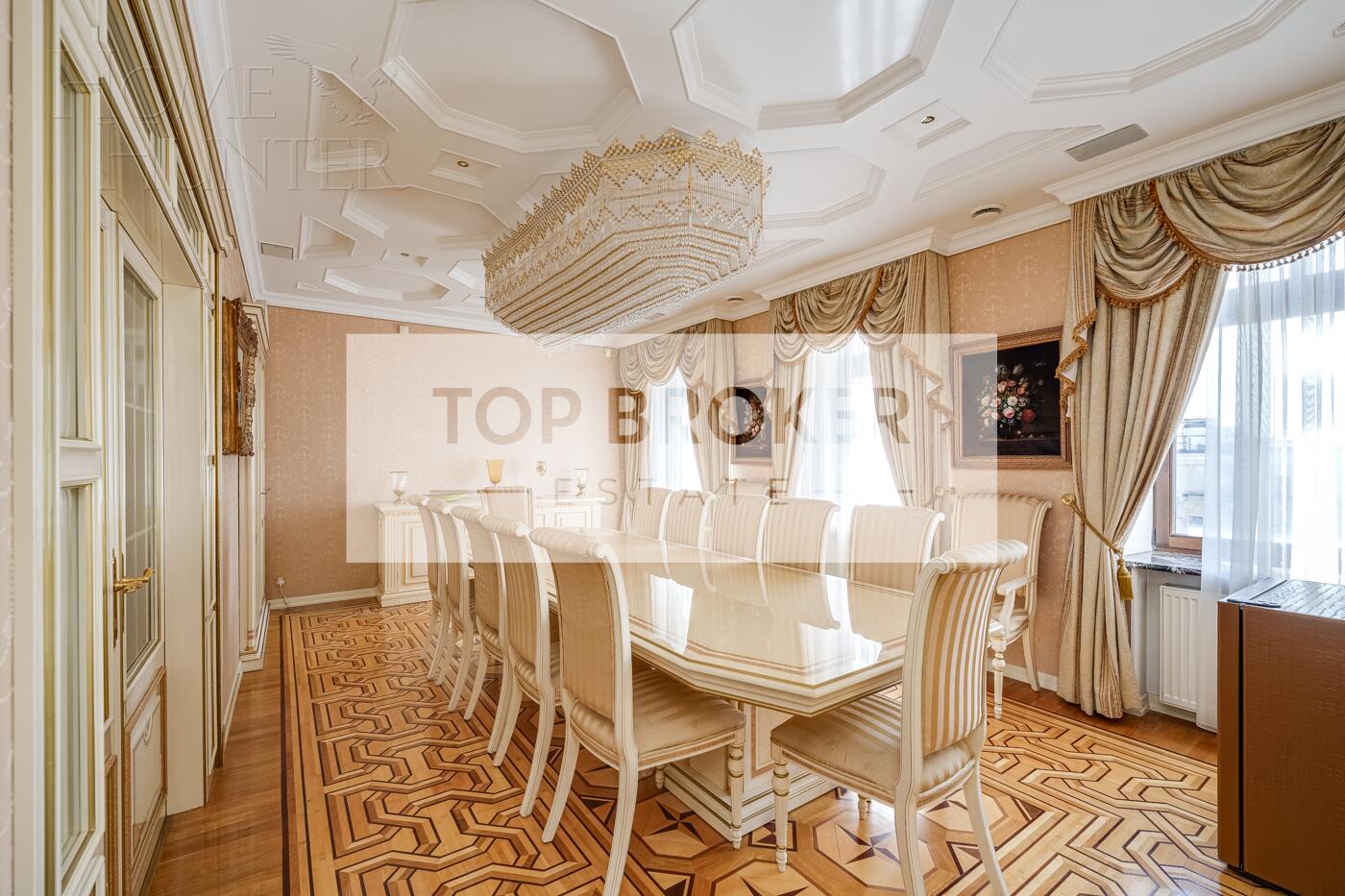 2-УРОВНЕВЫЙ ПЕНТХАУС С ОТДЕЛКОЙ 331.6 М² НА 8 ЭТАЖЕ