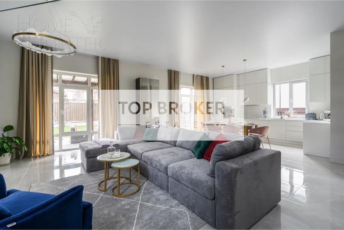 2-этажный коттедж 237.9 м² с отделкой