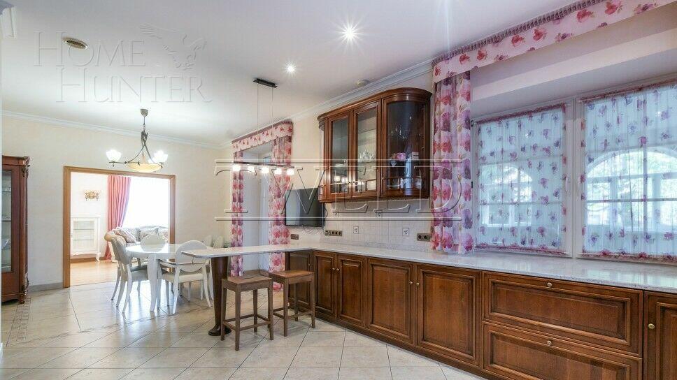 2-этажный коттедж 495 м² с отделкой